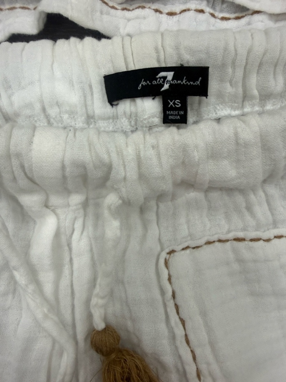 7 For All Mankind Lightweight White  Button Shirt & Drawstring Shorts Size XS - Picture 7 of 9